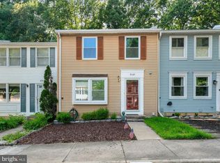 8164 Curving Creek Ct, Springfield, VA 22153