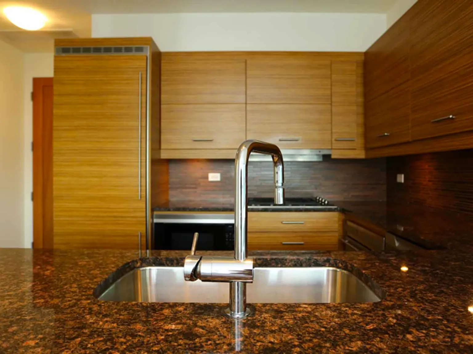 Welcome to Vision, a boutique luxury apartment community in the heart of Wicker Park! — Photo 2