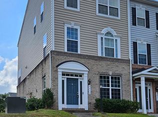 9010 Belo Gate Dr, Manassas Park, VA 20111