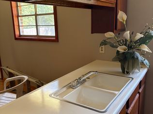 314 E Starkey St, Poplarville, MS 39470