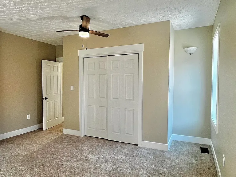 1236 Hermes Ave — Photo 13