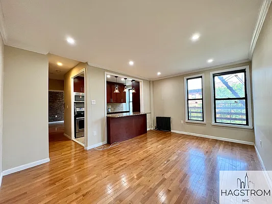 Rented by Hagstrom Management Inc | media 5