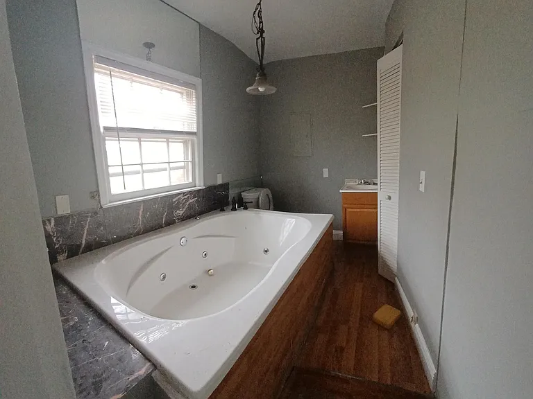 7116 Idlewild Rd — Photo 16