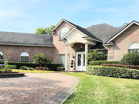 2nd image of 4022 MUIRFIELD Court