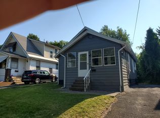 445 Ridgewood Dr, Syracuse, NY 13206