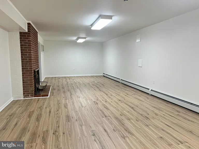 12405 Shafer Ln — Photo 32