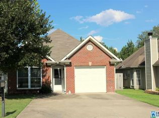 308 Camden Cove Cir, Calera, AL 35040