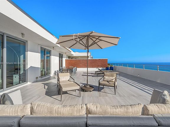 4th image of 5555 Collins Ave #Phc