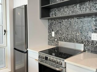 148 20th St #3, Brooklyn, NY 11232