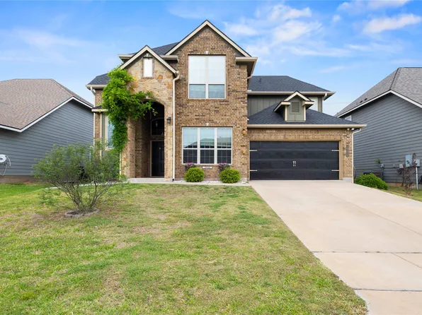 10420 Langham Dr, Waco, TX 76708