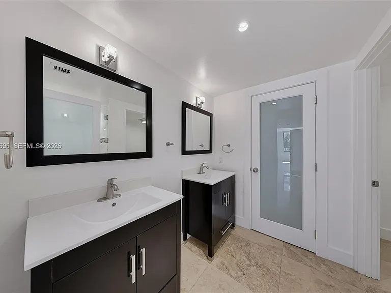 161 Crandon Blvd #326 — Photo 8