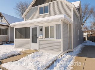 453 Maryland Ave E, Saint Paul, MN 55130