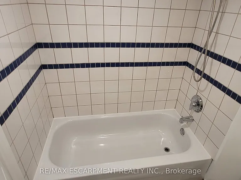 98 Limeridge Rd E #LOWER LEVEL — Photo 19