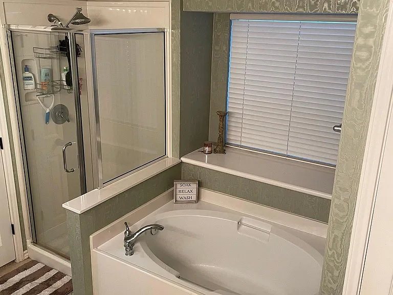 7433 Lake Micala Dr — Photo 38