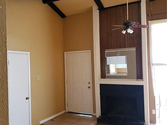 5th image of 2640 Santiago Ct
