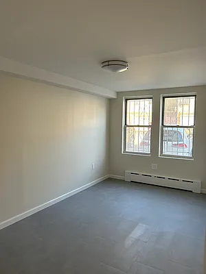 Rented by Liz Realty Group | media 15