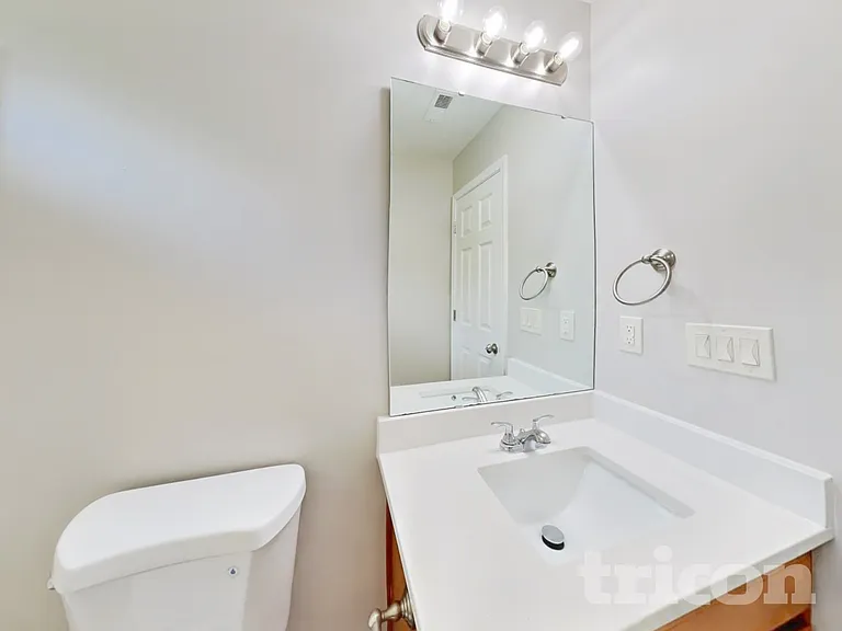 253 Water Mill Rd — Photo 12