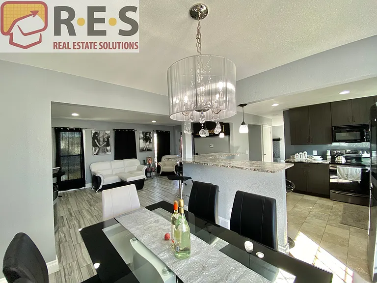 2468 S Evanston St — Photo 13