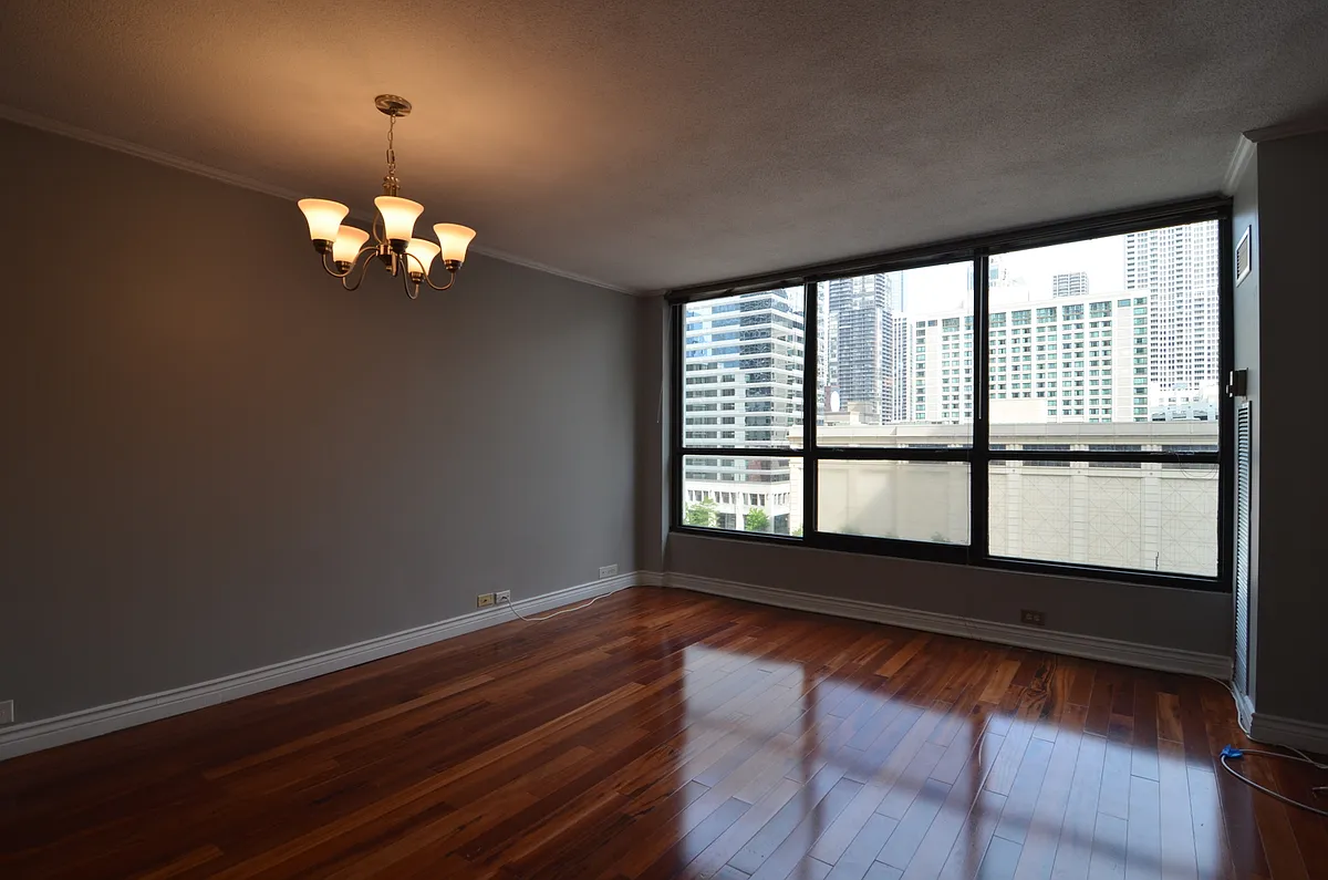 Building Photo - 405 N Wabash Ave #301