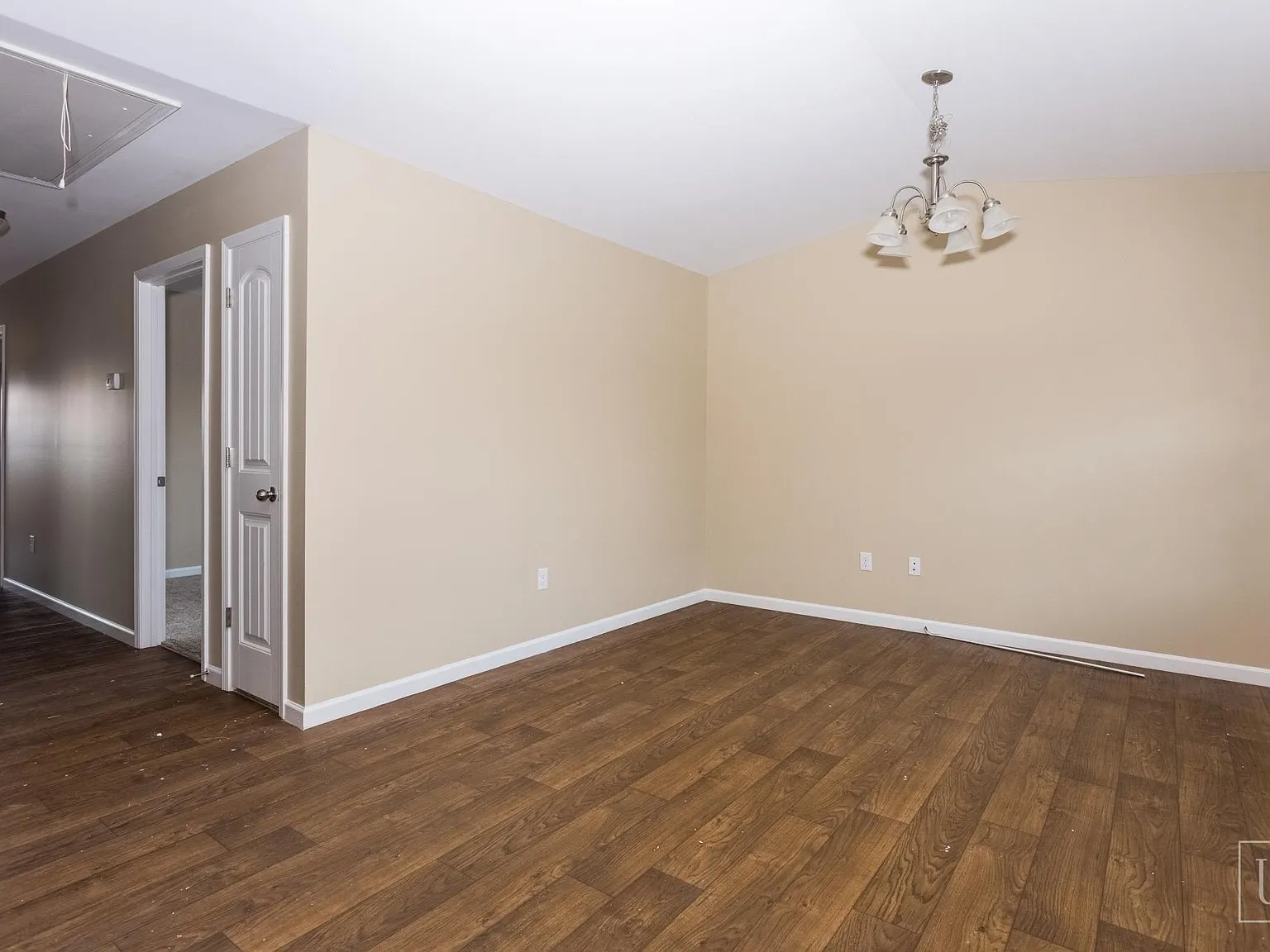 3 bed, 1188 sqft, $1,545 — Photo 4