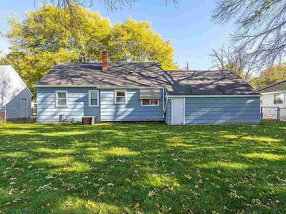 3rd image of 1253 Rockdale St