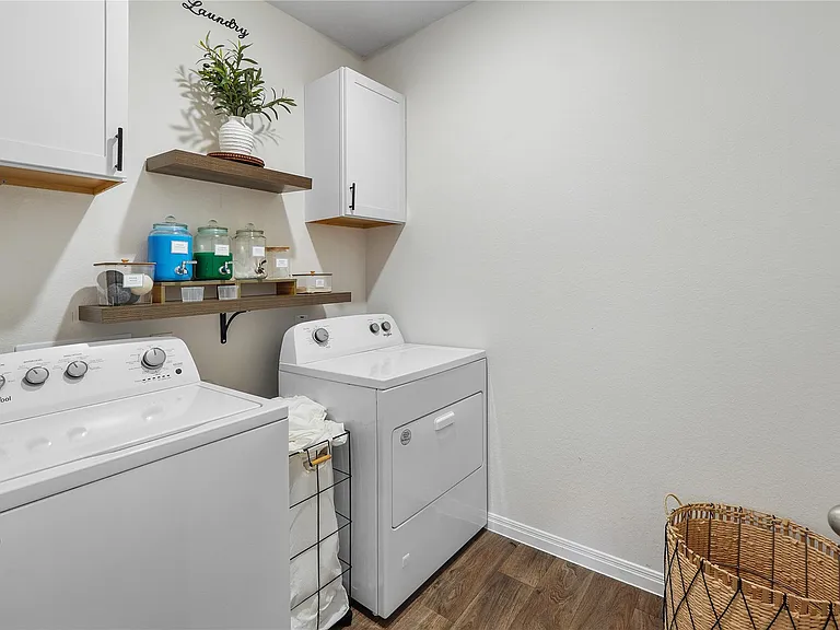217 Evergreen Sumac Loop — Photo 20