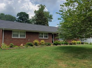 1003 Oak Dr, Manchester, TN 37355