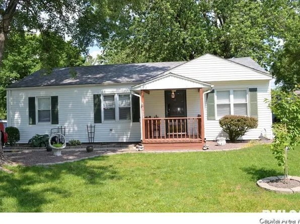 1602 Hardin Ave, Jacksonville, IL 62650