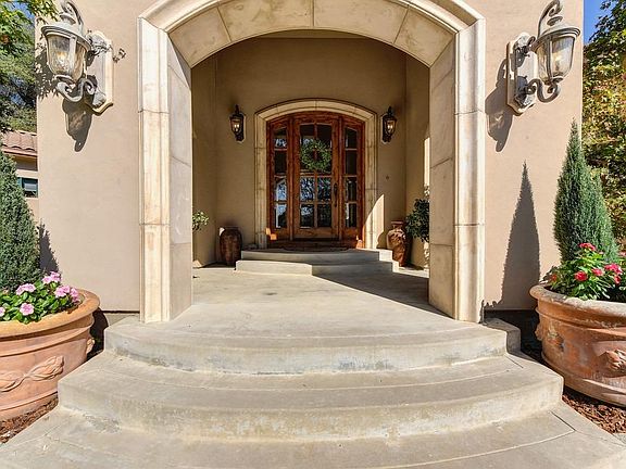 4th image of 9504 Monte Sereno Ct