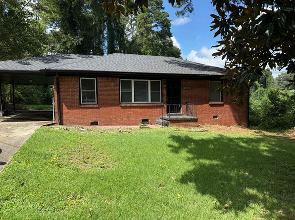1142 Valley View Rd SE