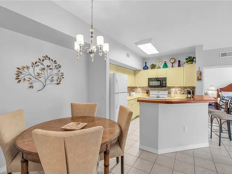 15645 Ocean Walk Cir #213 — Photo 5