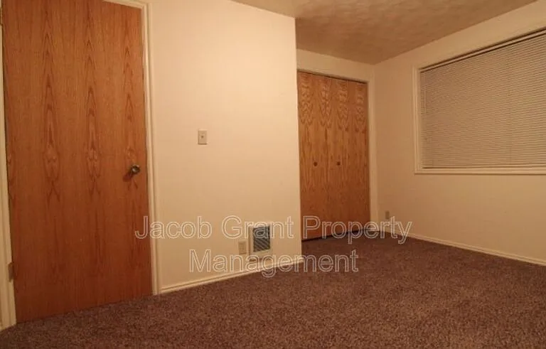 545 May St — Photo 17