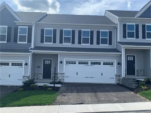 1011 Darcy Dr, Valencia, PA 16059