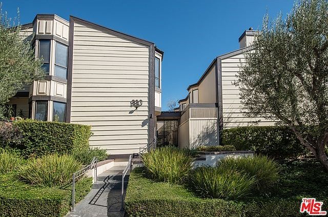 1st image of 880 Hilldale Ave APT 6