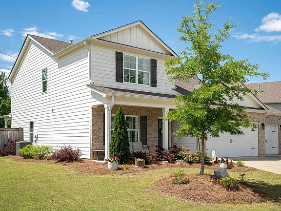 2nd image of 2041 Park Springs Ln