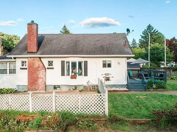 4th image of 566 E Willard Ave