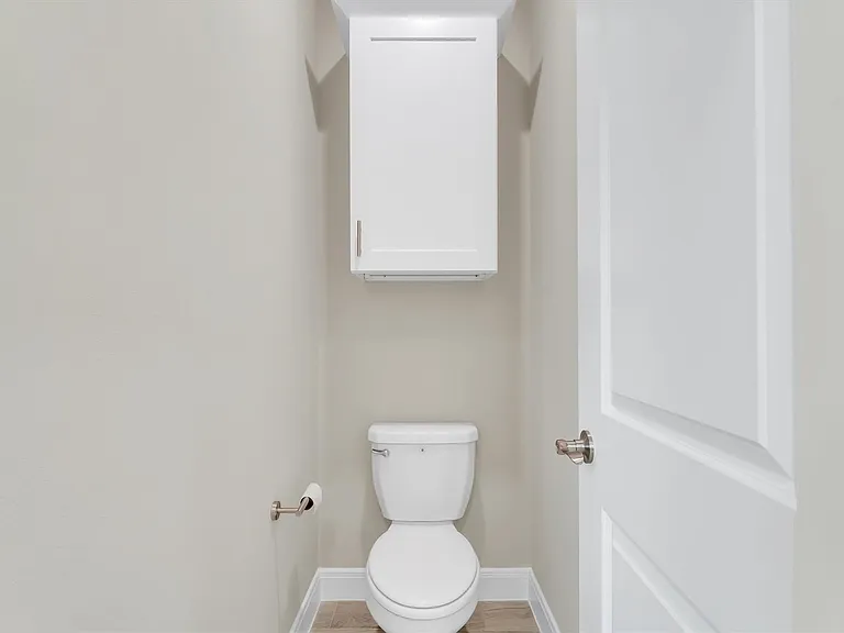 8318 Sunnyhill St — Photo 32