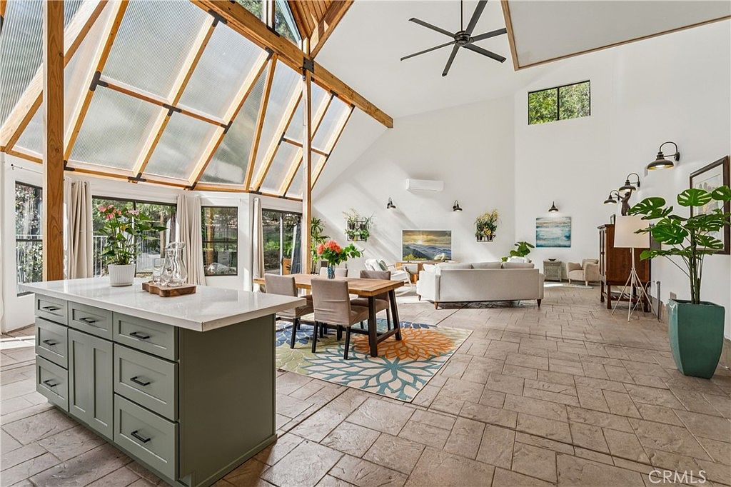 113 Brentwood Dr