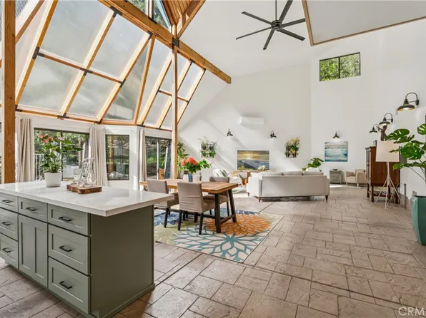 113 Brentwood Dr, Lake Arrowhead, CA 92352