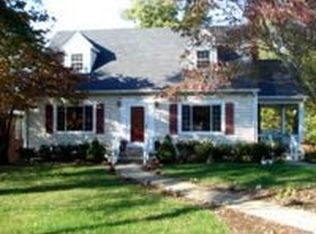 1242 S Hawthorne Rd, Winston Salem, NC 27103