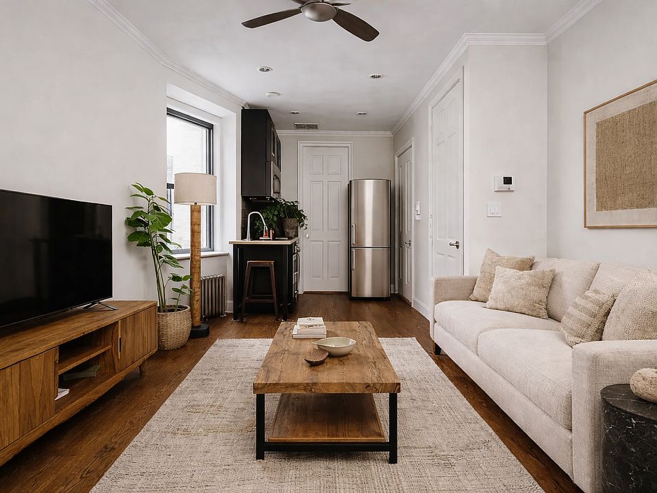 1st image of 257 Bleecker St #2C