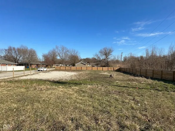 211-213 S Girls School Rd, Indianapolis, IN 46241