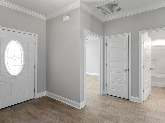 3rd image of 326 The Villas Way