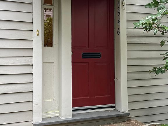 2nd image of 5346 Coliseum St