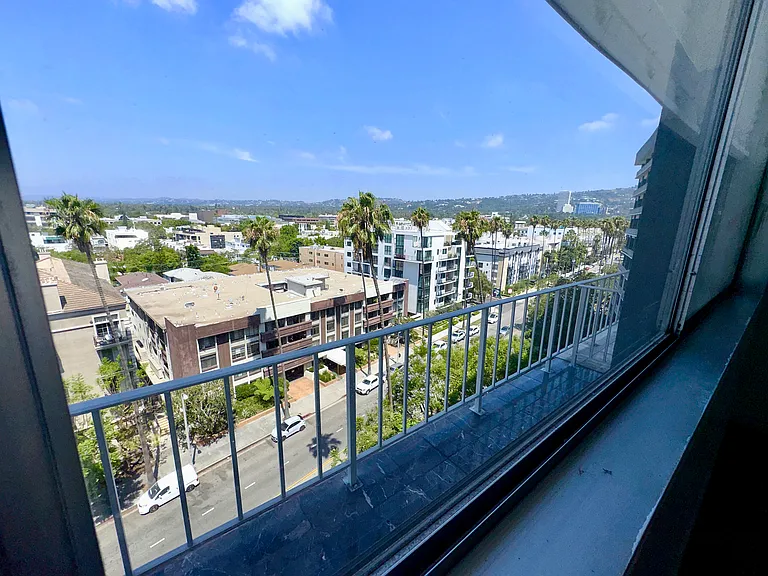 100 S Doheny Dr #803 — Photo 14