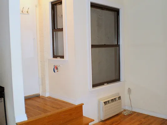 Rented by Winick Realty Group LLC | media 43