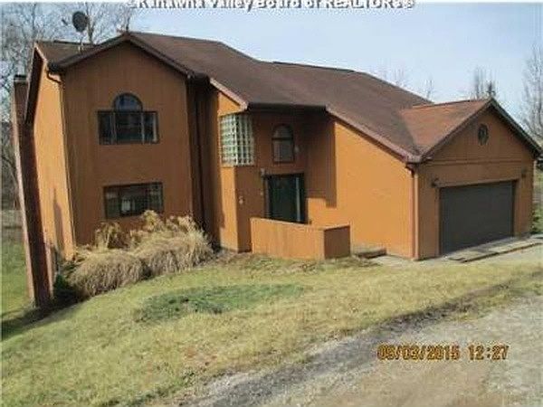 1st image of 2075 Oakridge Dr