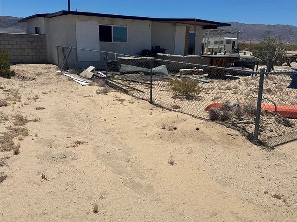 76876 El Paseo Dr