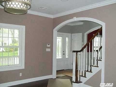 2nd image of 3 Lafayette Pl