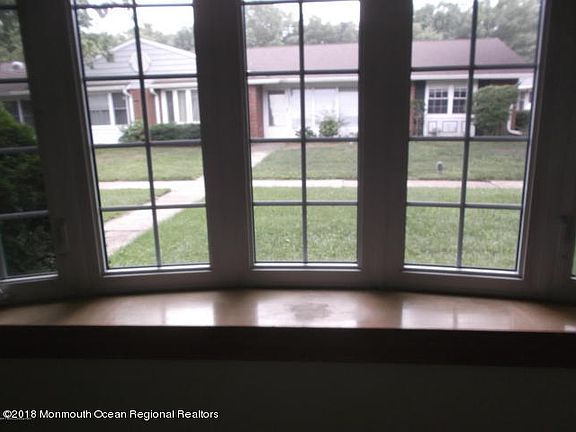 4th image of 450B Cheshire Ct #100B